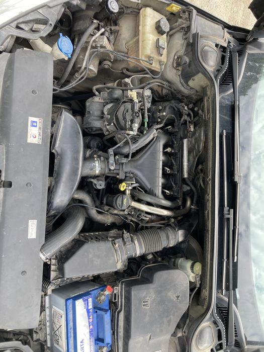 Пежо 407 2.0д 136к.с на части.