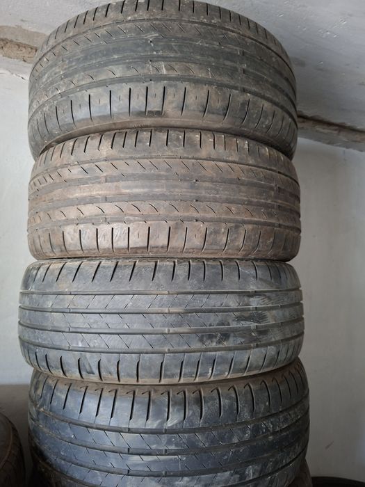Продам шины. 225/45/18 бриджистон