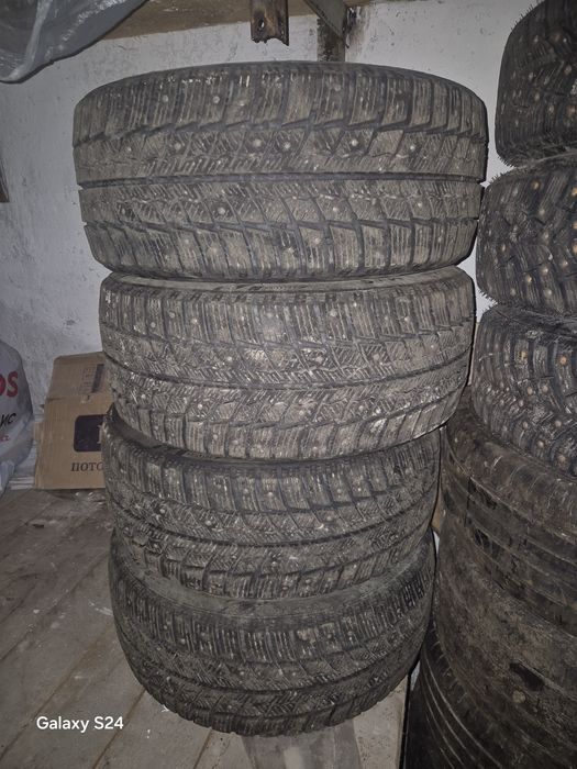 Продам резину 225/45/17