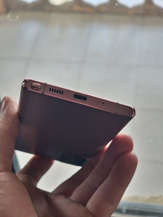 Samsung note20 8/256