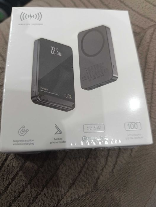 Power Bank 10000 mAh с безжично зареждане – 22.5W Fast Charge, дисплей