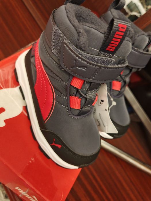 Vând încălțăminte bebeluși