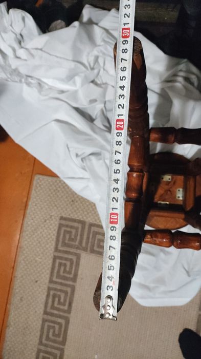 Барные стулья. Натуральное дерево.