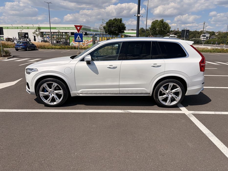VOLVO XC90 2017 — imagine 2