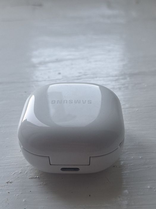наушники Galaxy Buds FE