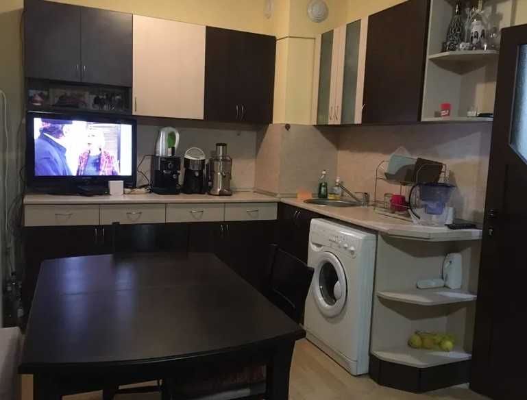 Дава се под наем Едностаен апартамент в Бургас, Меден рудник - зона А - 35 кв.м за 135 € - Снимка #3