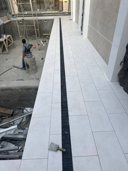 Брусчатка ва кафел чеккасига пластик лоток. Гидролика. Неолит пос учун