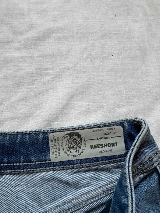 DIESEL, blugi scurti pt barbati, 39cm talie