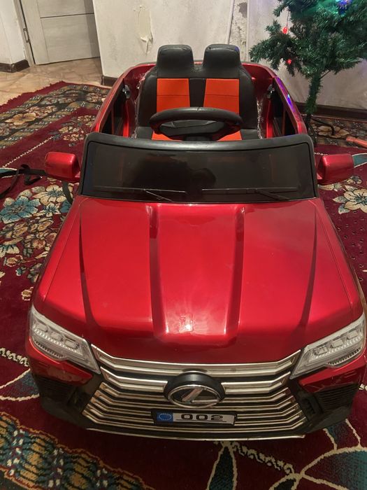 Продается машина детская