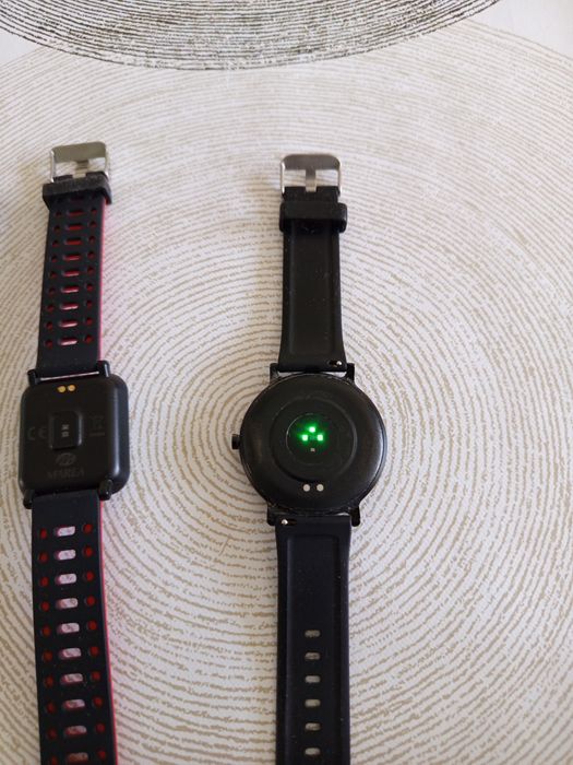 Смарт часовници с ново зарядно