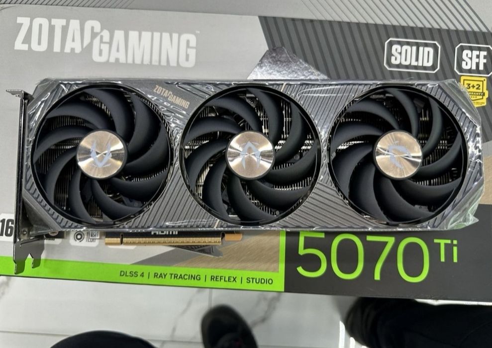 Видеокарта RTX 5070ti 16 gb