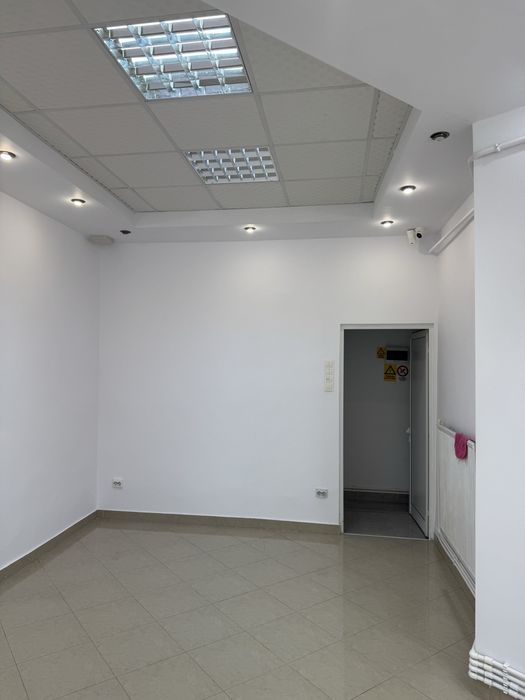 Spatiu comercial de inchiriat pe faleza 40mp