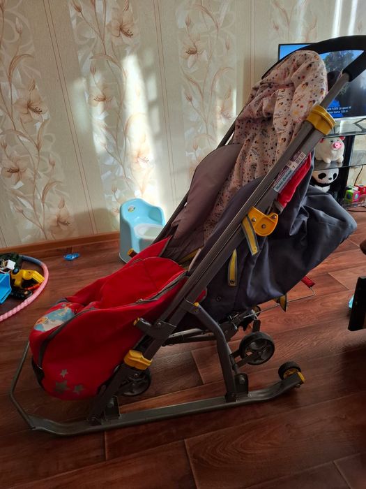 Продам санки в хорошем состоянии