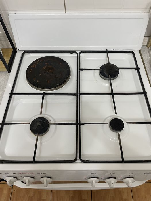 Продам Газовую плиту