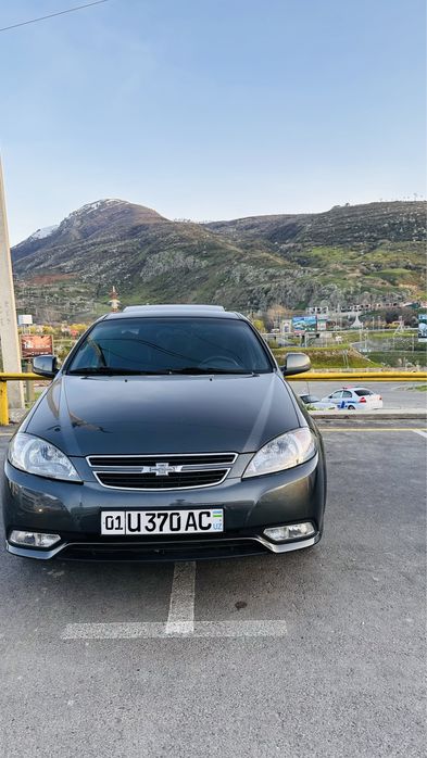 Chevrolet Gentra Elegant Plus avtomat 70000 probeg . Kraska bor .