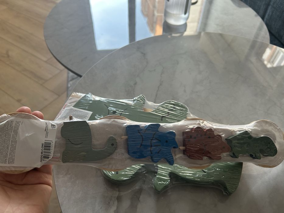 Рафт и закачалка за детска стая