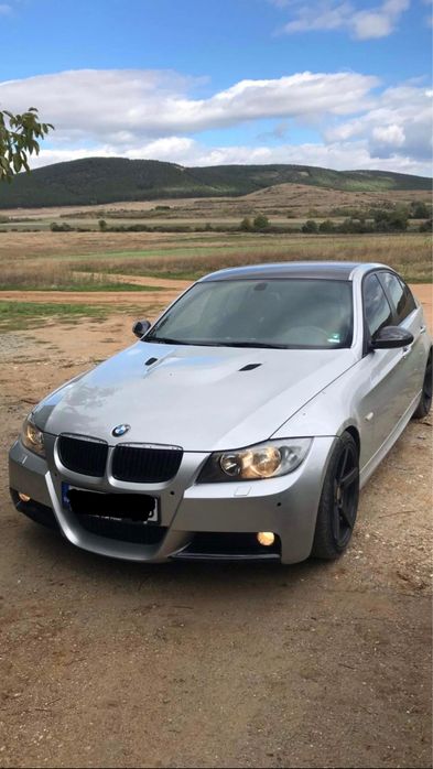 Продава се калъп за преден капак за bmw e 90