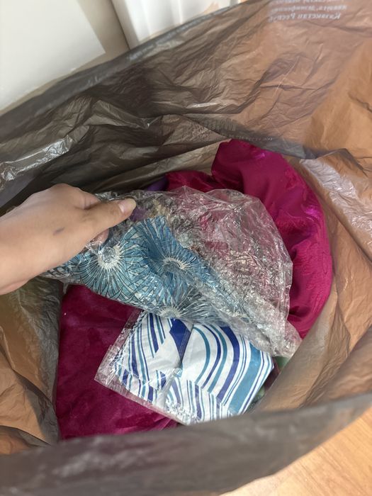 Игрушки и ткани даром бесплатно