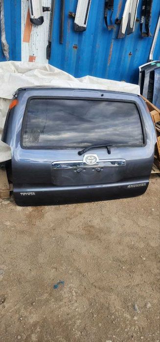 Дверь багажника  на Toyota 4Runner 215
