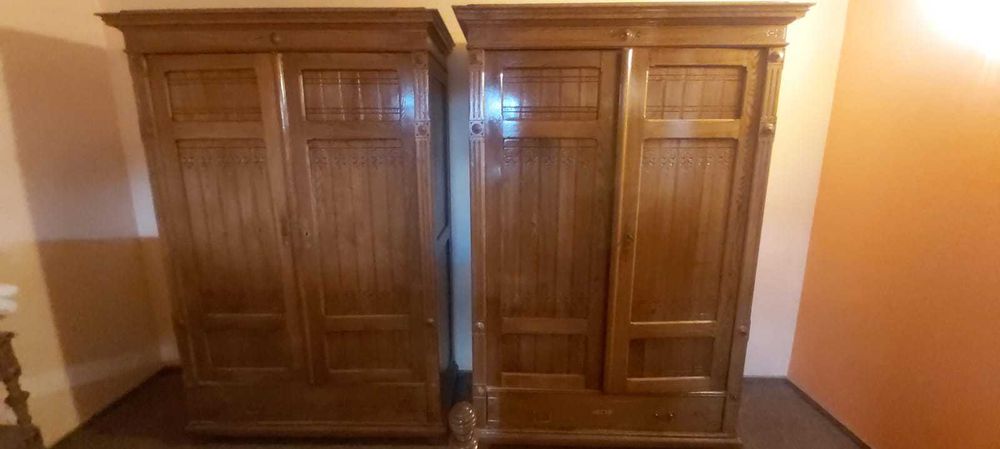 Mobilier antic perioada 1900