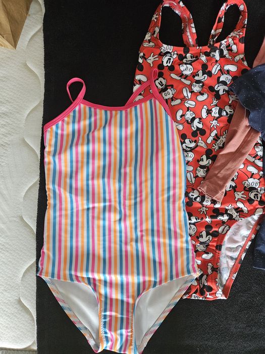 Бански, дрехи за момиче