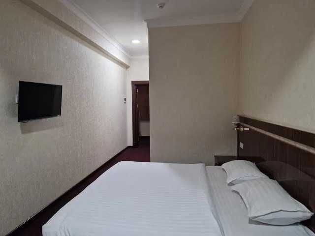 Продаётся в помещение под гостиница. ул. Шарофобод 2