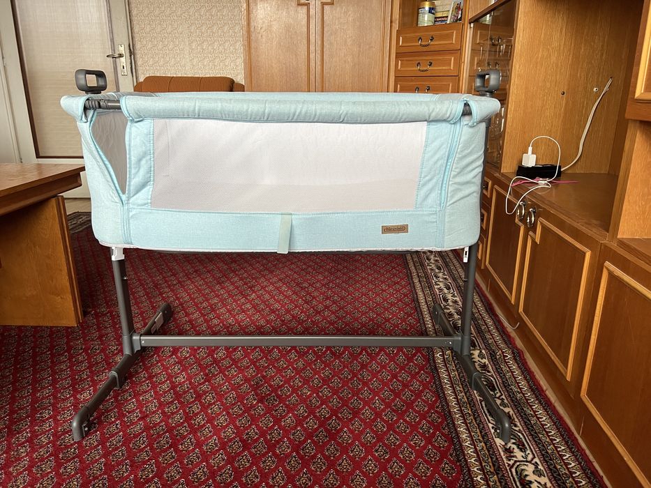 Chipolino next to me бебешка кошара