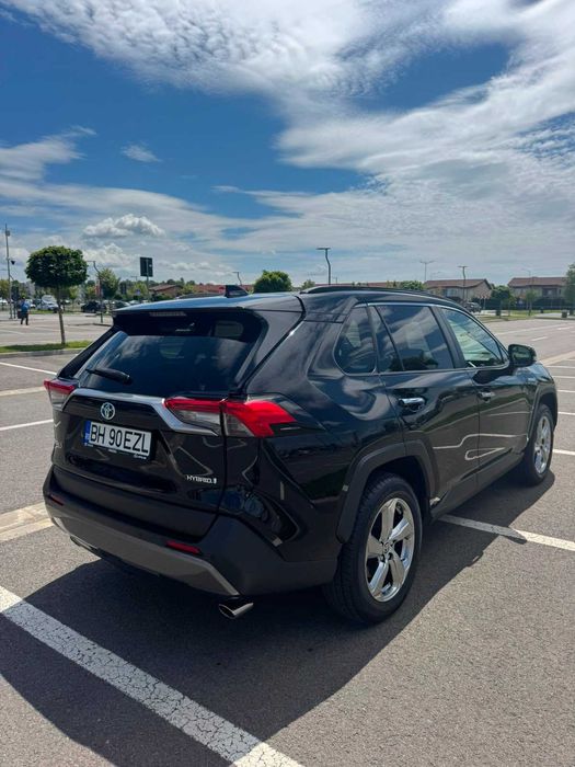 TOYOTA RAV4 2021 — imagine 3
