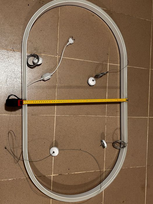 Vand corp de iluminat oval cu led