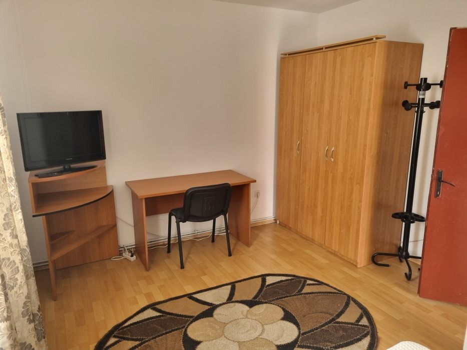 Vând apartament 2 camere, decomandat, Terezian