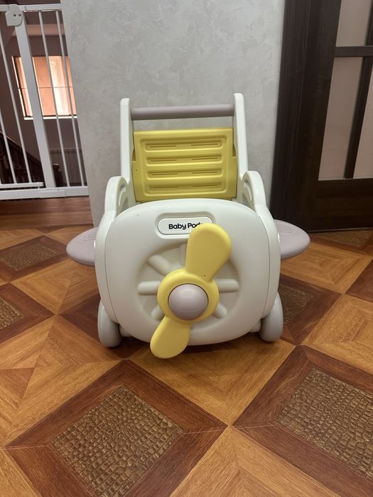 Продается ходунки каталка Babypods