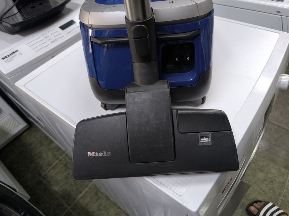 Прахосмукачка  Miele