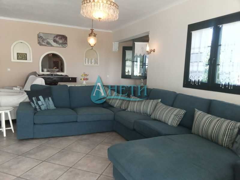 Прекрасно имение 339м2 в Ано Врасна, Паляамбела, Гърция, с поддържан двор 3026м2 с много зеленина