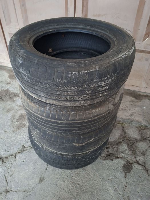 Балон. 215/60R16