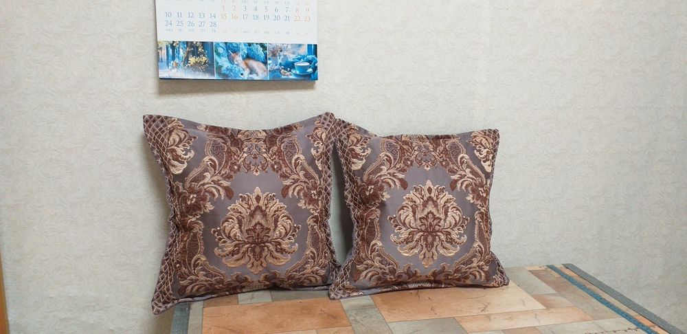 Продам диванные подушки