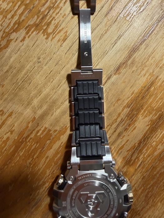 Vand ceas Casio G-Shock MTG-B3000D