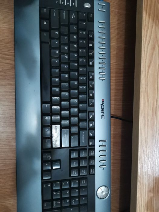 Vând unitate calculator pret 150 lei