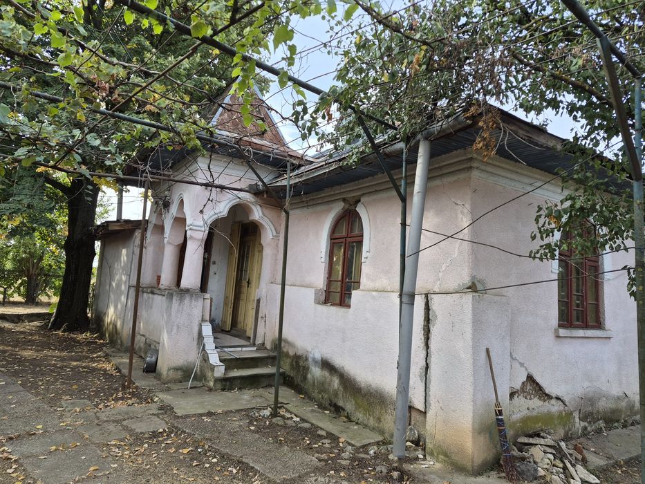 Vand casa vârvor