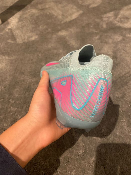 Ghete de fotbal nike elite mercurial