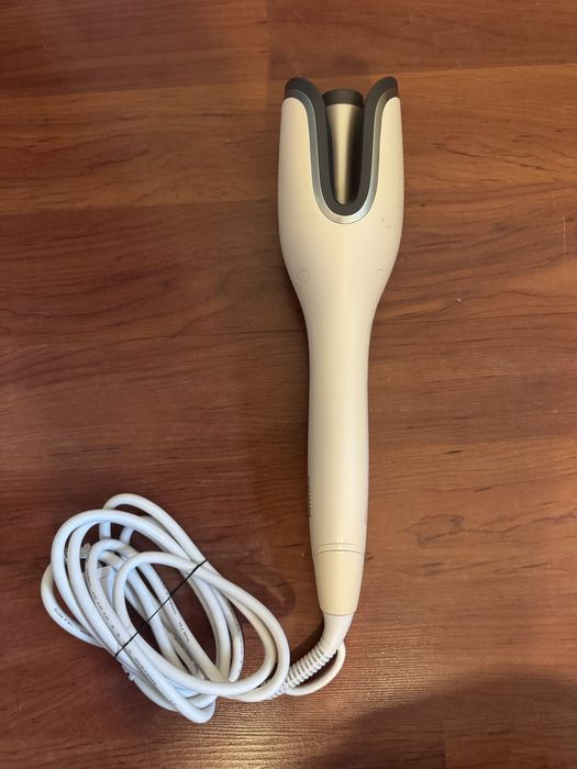 Маша с гаранция - Philips SenselQ 8000 Series