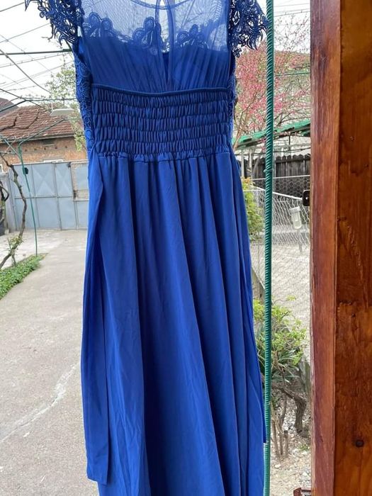 De vânzare rochie de seara și rochie de zi!