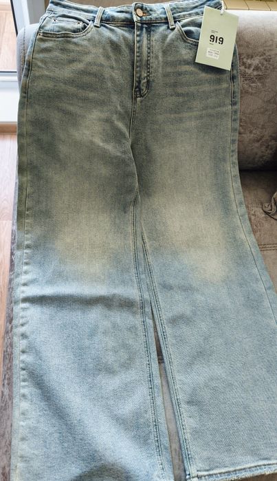 Продам джинсы багги