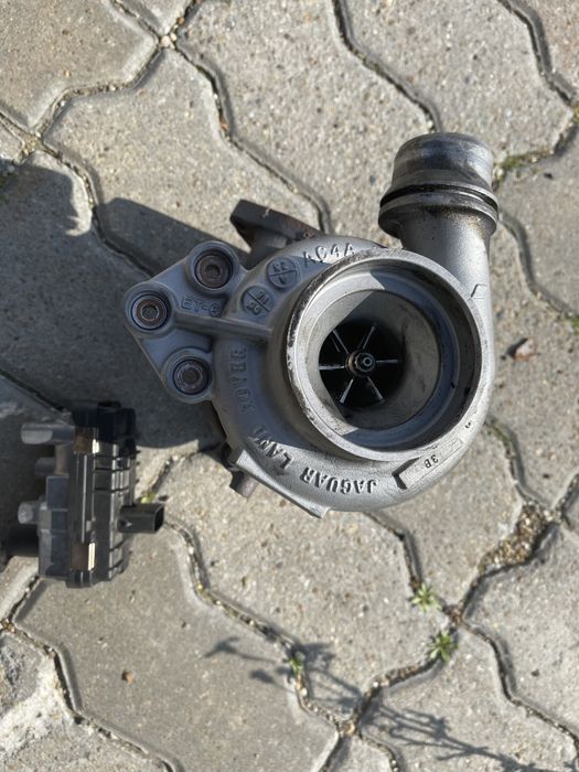 Turbina/ turbo Jaguar XE XF 2.0d ingenium euro 6
