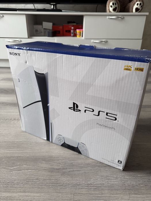 PlayStation 5 с дисководом