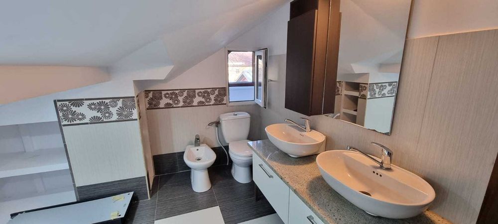 Casa de inchiriat in zona ultracentrala a mun. Bacau, str.N. Titulescu