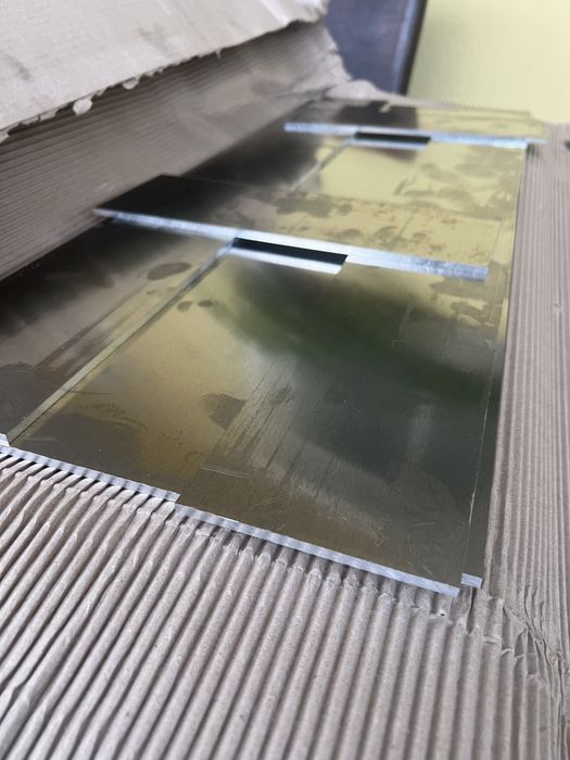 Placa de aluminiu debitata