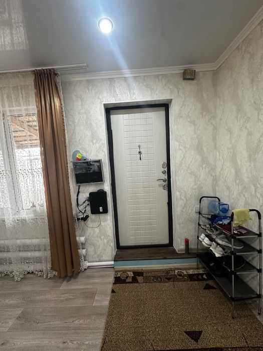Продам дом вдвухквартирном доме