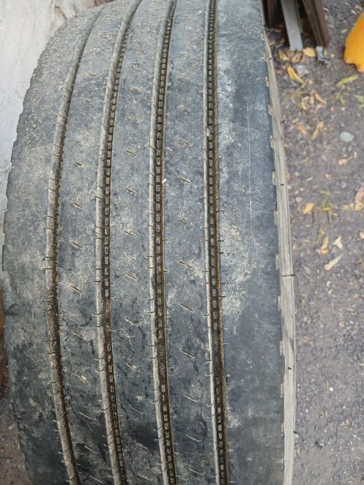 Шина 235/75/17.5