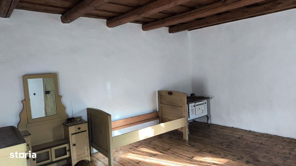 De vanzare 2 case intr-o curte in Silea NirajuluI