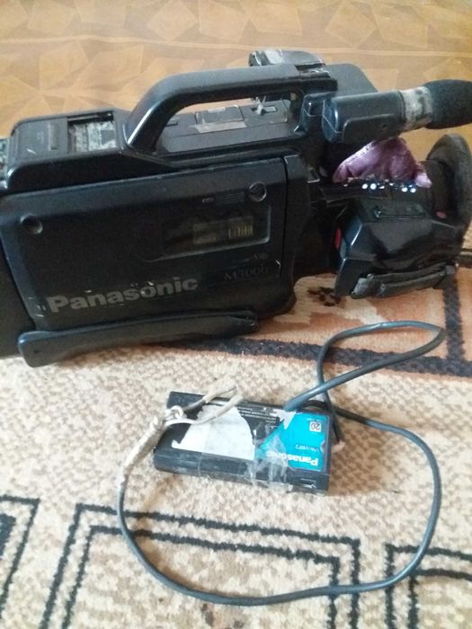 PANASONIC 3000 Video Kamera Satiladi 300мын сом болатын жери